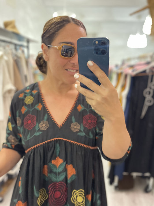 Vestido Jalisco bordados negro