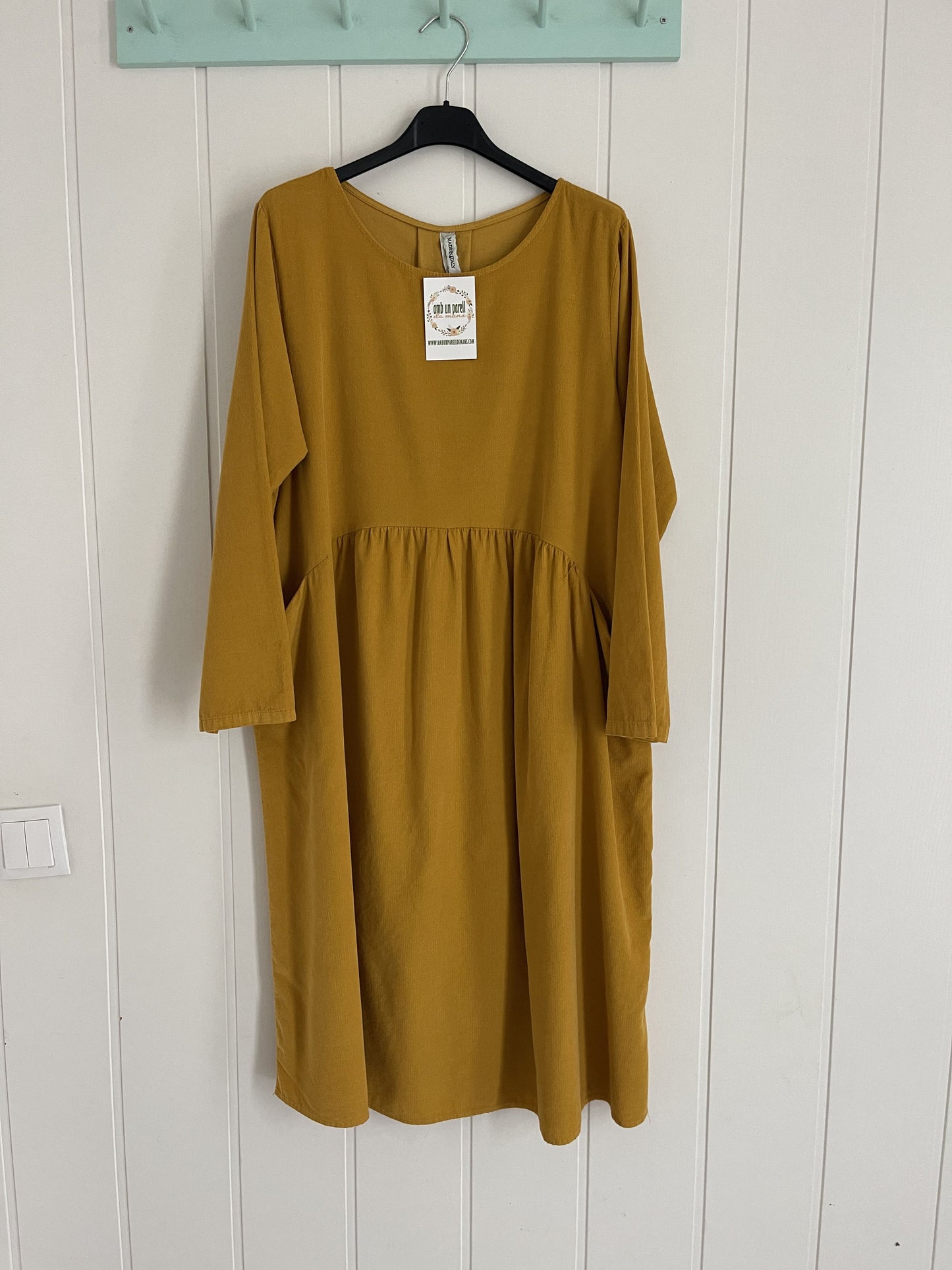 Vestido Matilda micropana mostaza
