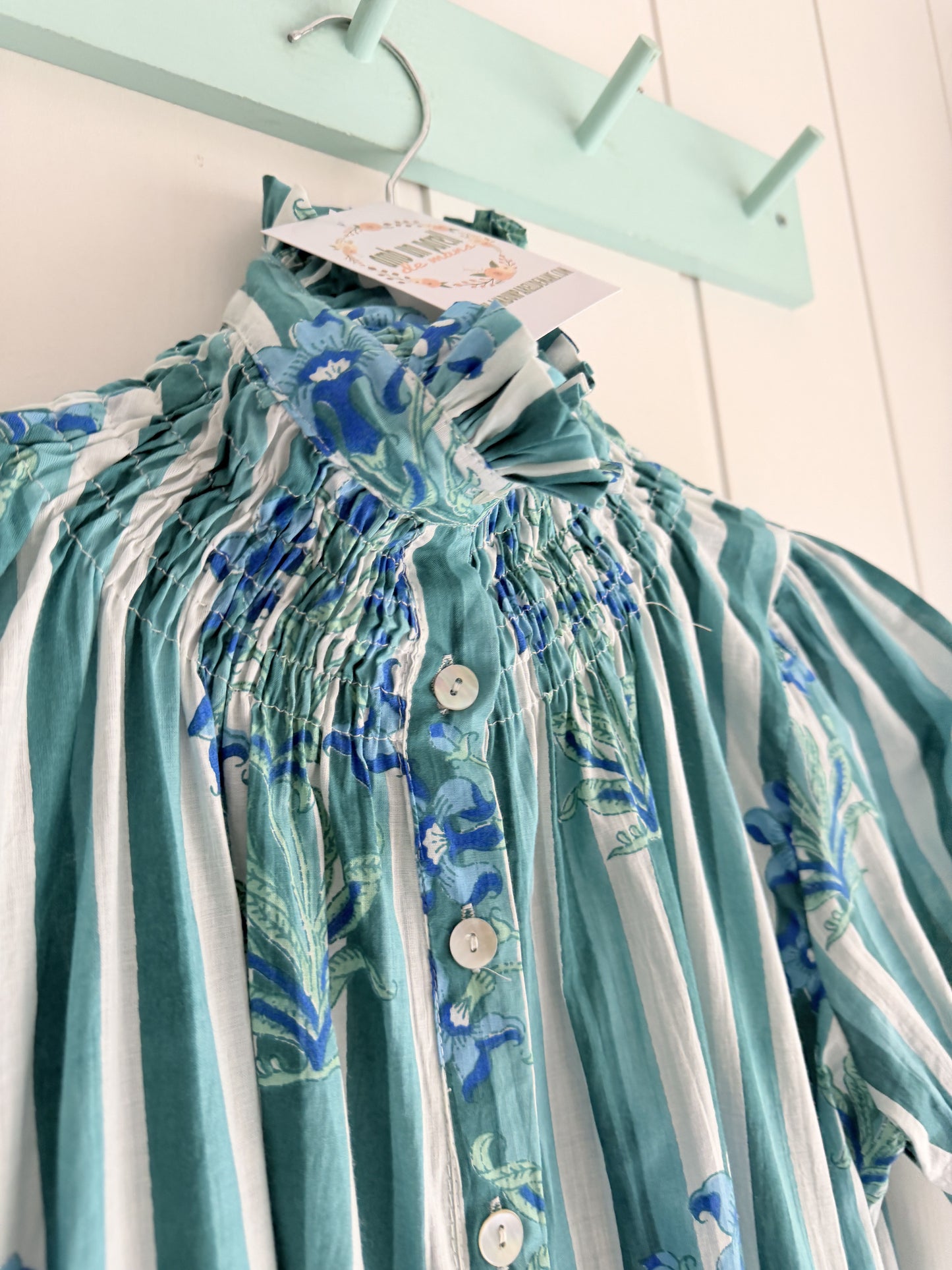 Vestido Sira corto · Turquesa gladiolo