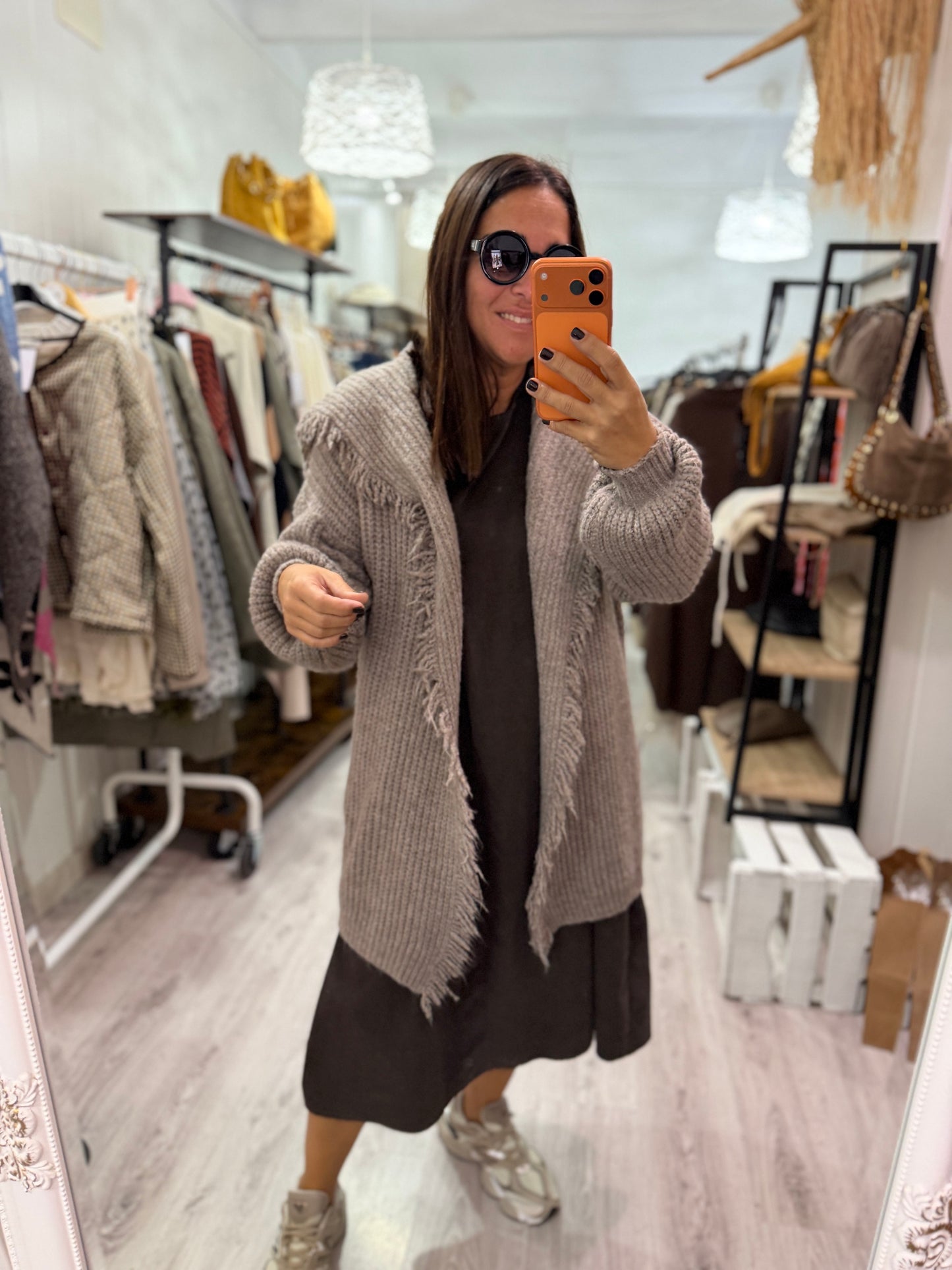 Vestido Sira oversize micropana chocolate