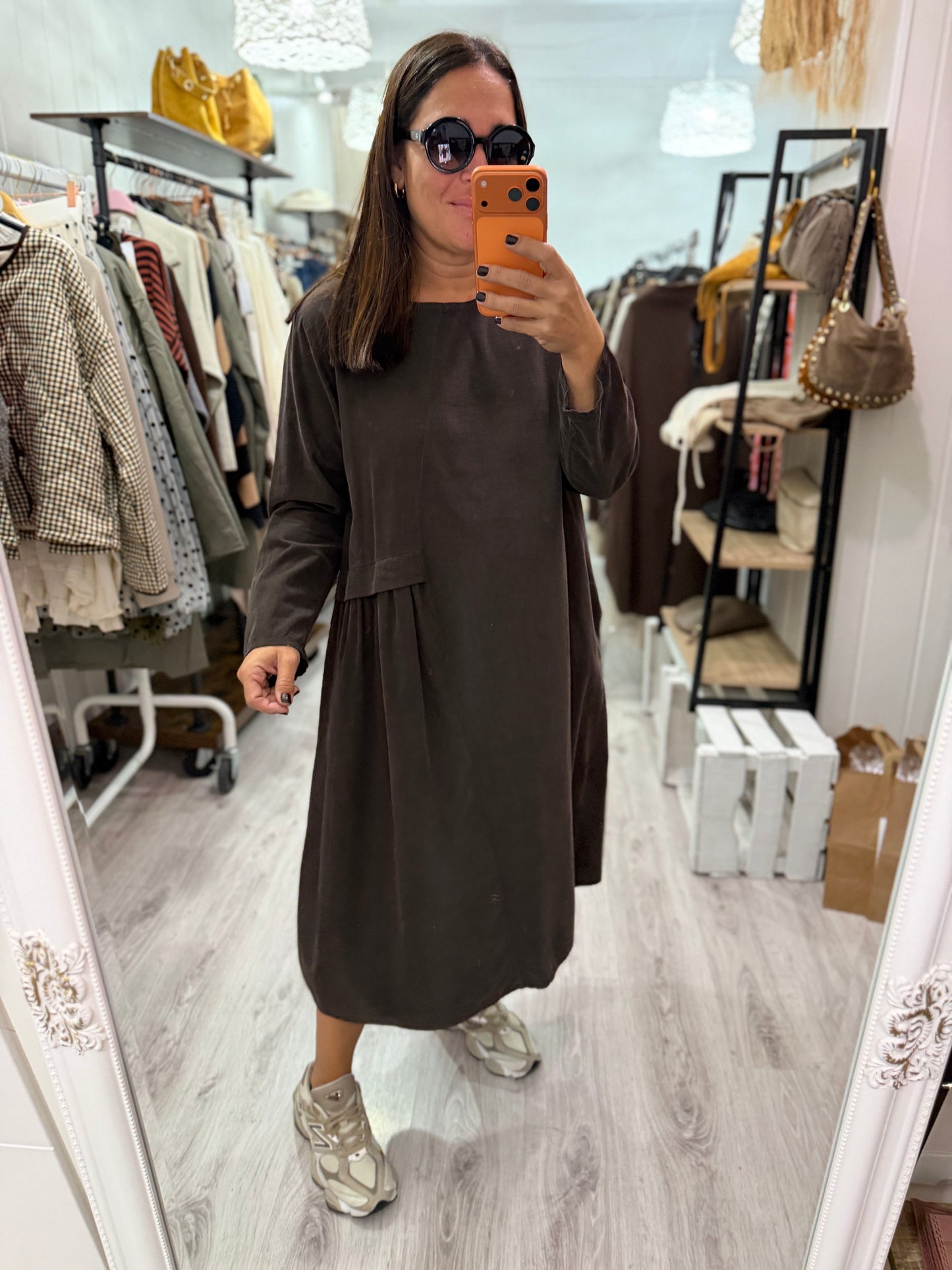 Vestido Sira oversize micropana chocolate
