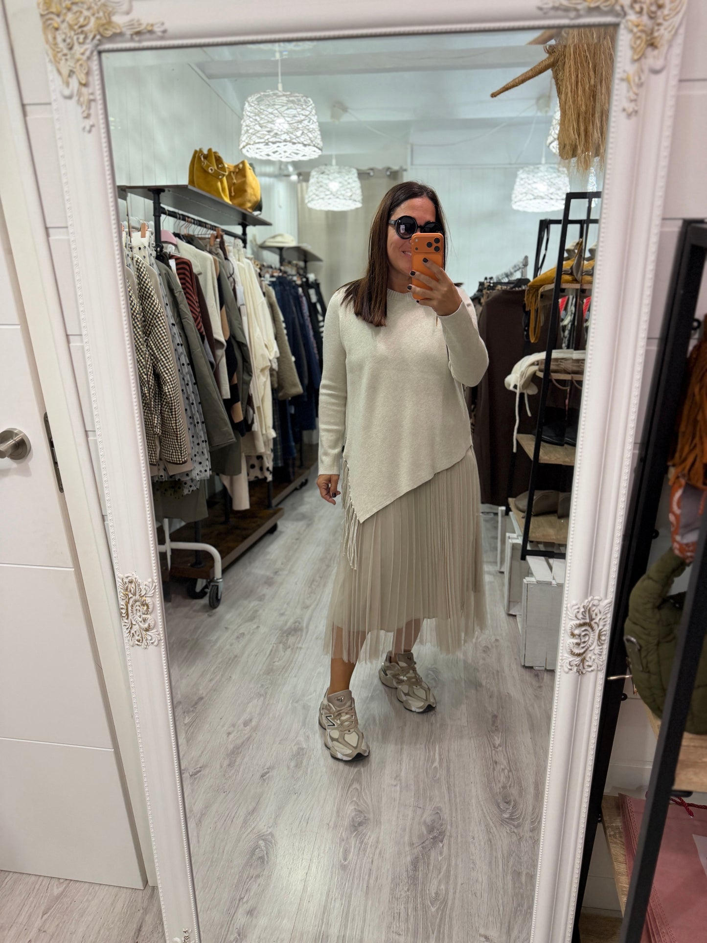 Vestido y jersei Tulle beige