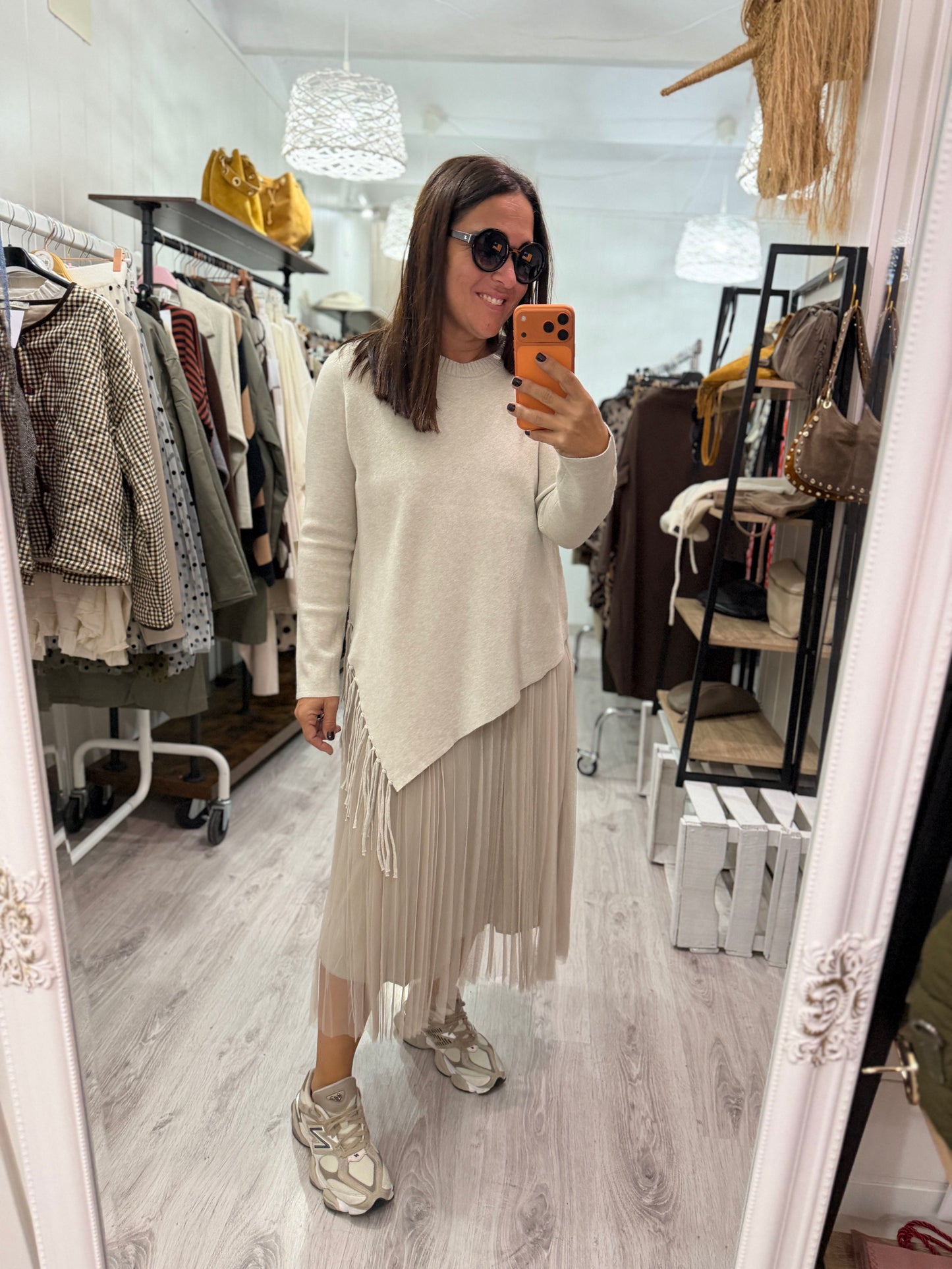 Vestido y jersei Tulle beige