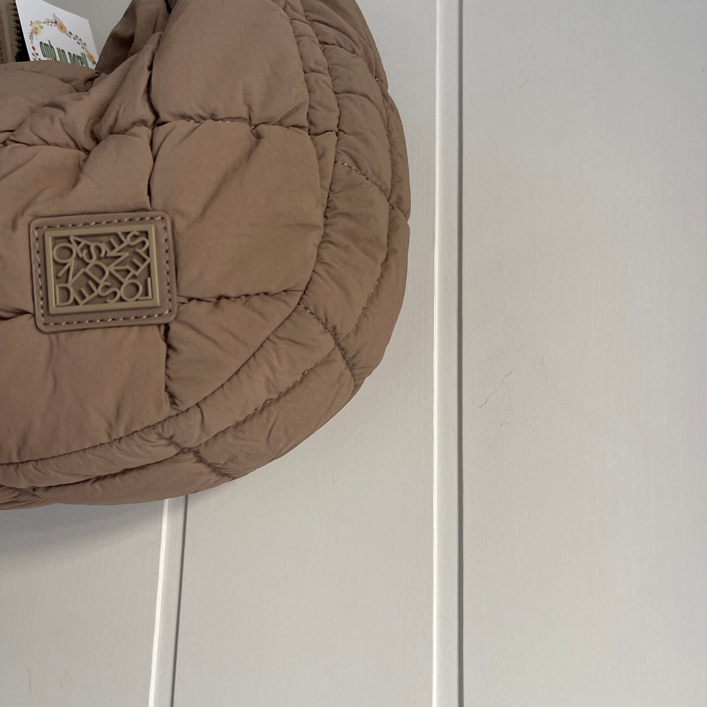 Bolso Midi Scrunch camel - de hombro y bandolera