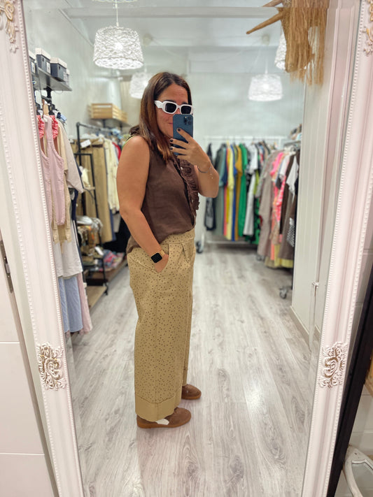 Pantalón Wide topitos camel